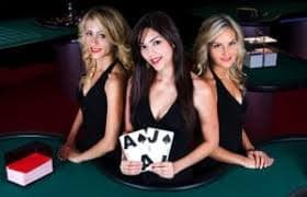 Tampilan Video Poker Deuces Wild MH